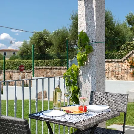 Sardegna E - New Πανσιόν Όλμπια