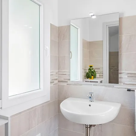 בית הארחה Sardegna E - New אולביה