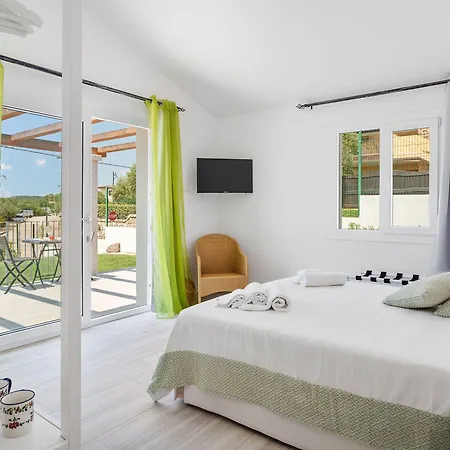 Sardegna E - New בית הארחה