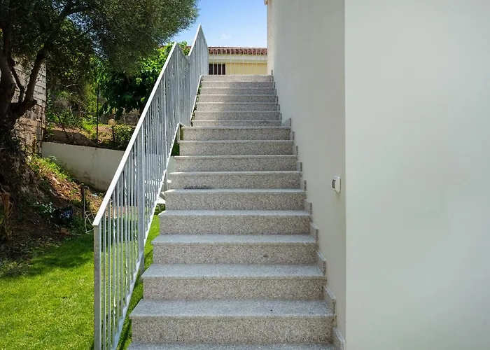 Sardegna E - New Гостевой дом 3*